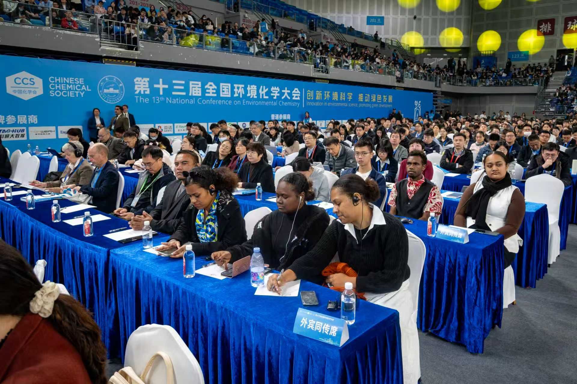 52A46015383AEBFDF696DF59DBE_84D27510_5A40A 52A46015383AEBFDF696DF59DBE_84D27510_5A40A