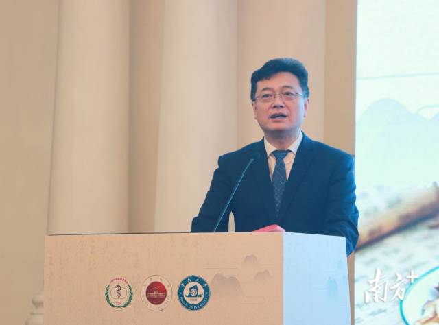 Ò¼ºÅÓéÀÖAPPµ³Î¯Êé¼ÇèïÌìî¸ÔÚ¿ªÄ»Ê½ÉÏÖ´ǽ²»°¡£¡£ Ò¼ºÅÓéÀÖAPPµ³Î¯Êé¼ÇèïÌìî¸ÔÚ¿ªÄ»Ê½ÉÏÖ´ǽ²»°¡£¡£