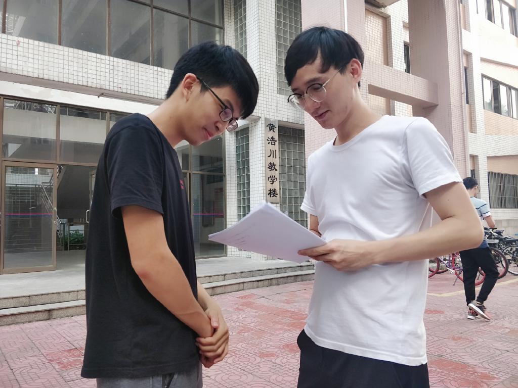 8FD14D40076AEAC65AA851FA606_14AA5993_1B8D1