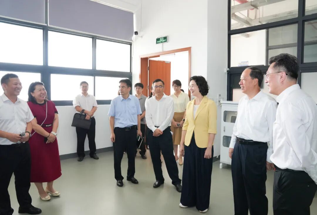 7D34C05FCE5E1DA460716EAF974_B51452BA_13D68 7D34C05FCE5E1DA460716EAF974_B51452BA_13D68