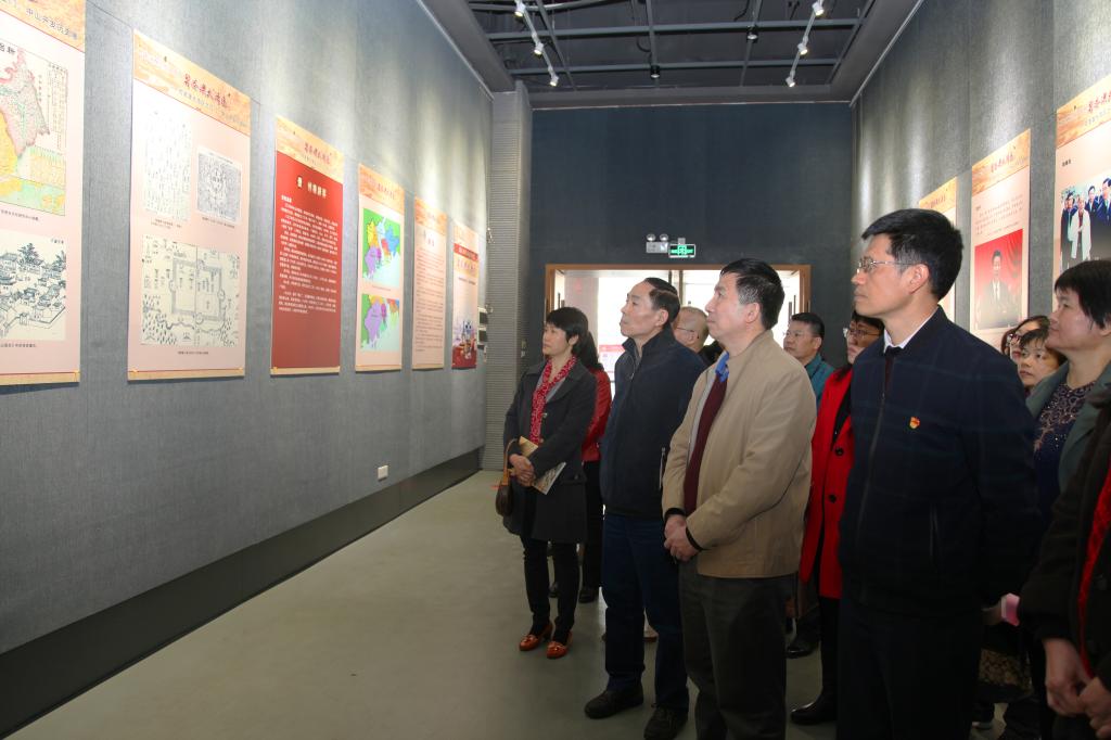 8D7F25DAFC29DCEAEA71F12EF95_0B44F749_12BA4