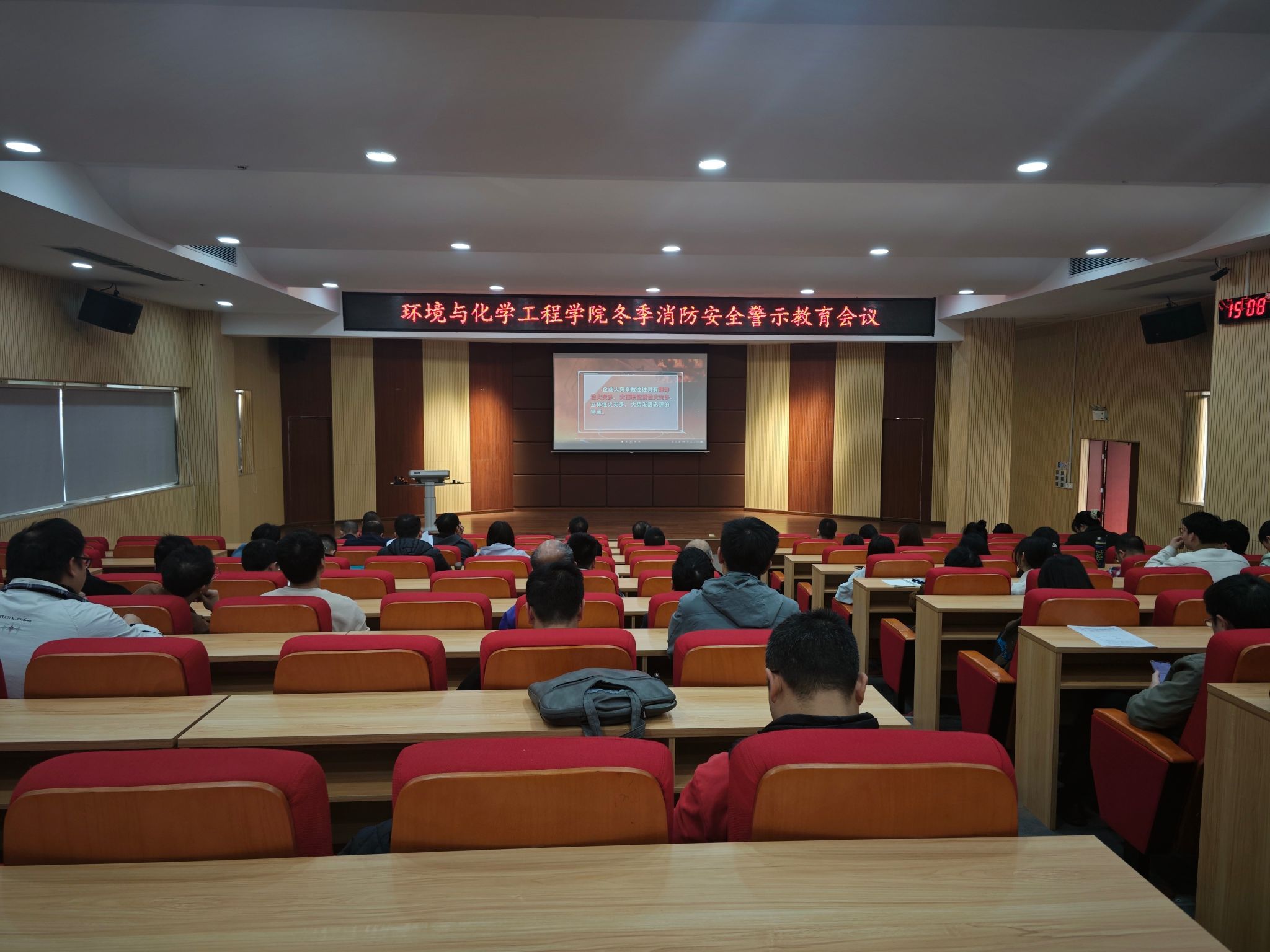 D3106843AAE41FB513D31BF41BC_0A0F3BFA_4927E