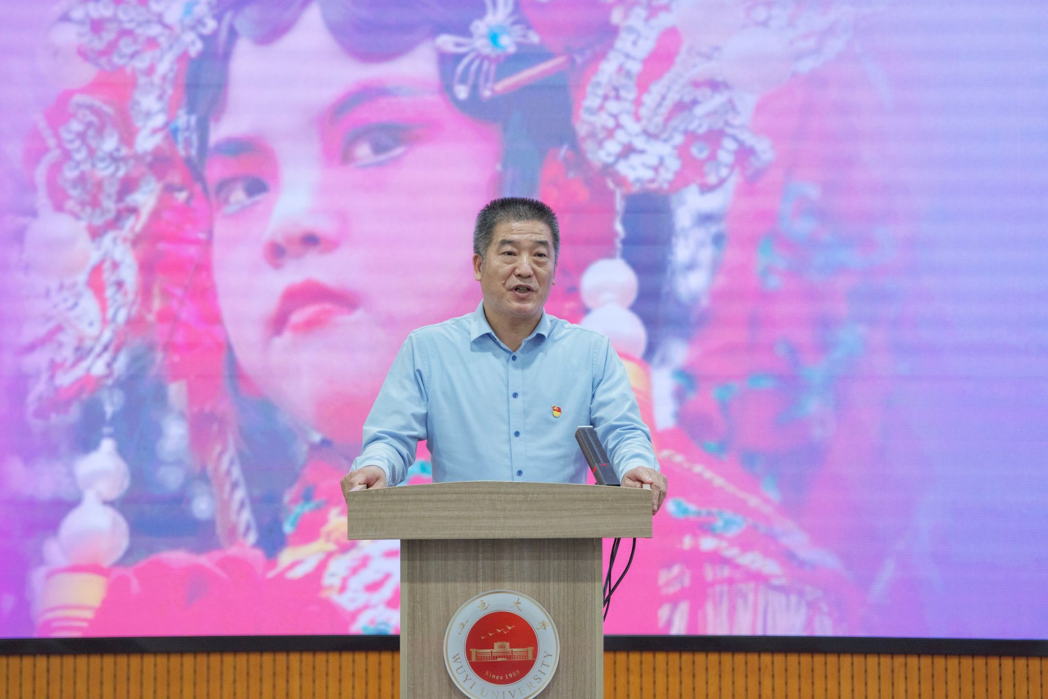 9B1DFE9E9A19FBF2BFB0A63D4D9_5EB7F654_3FFEC