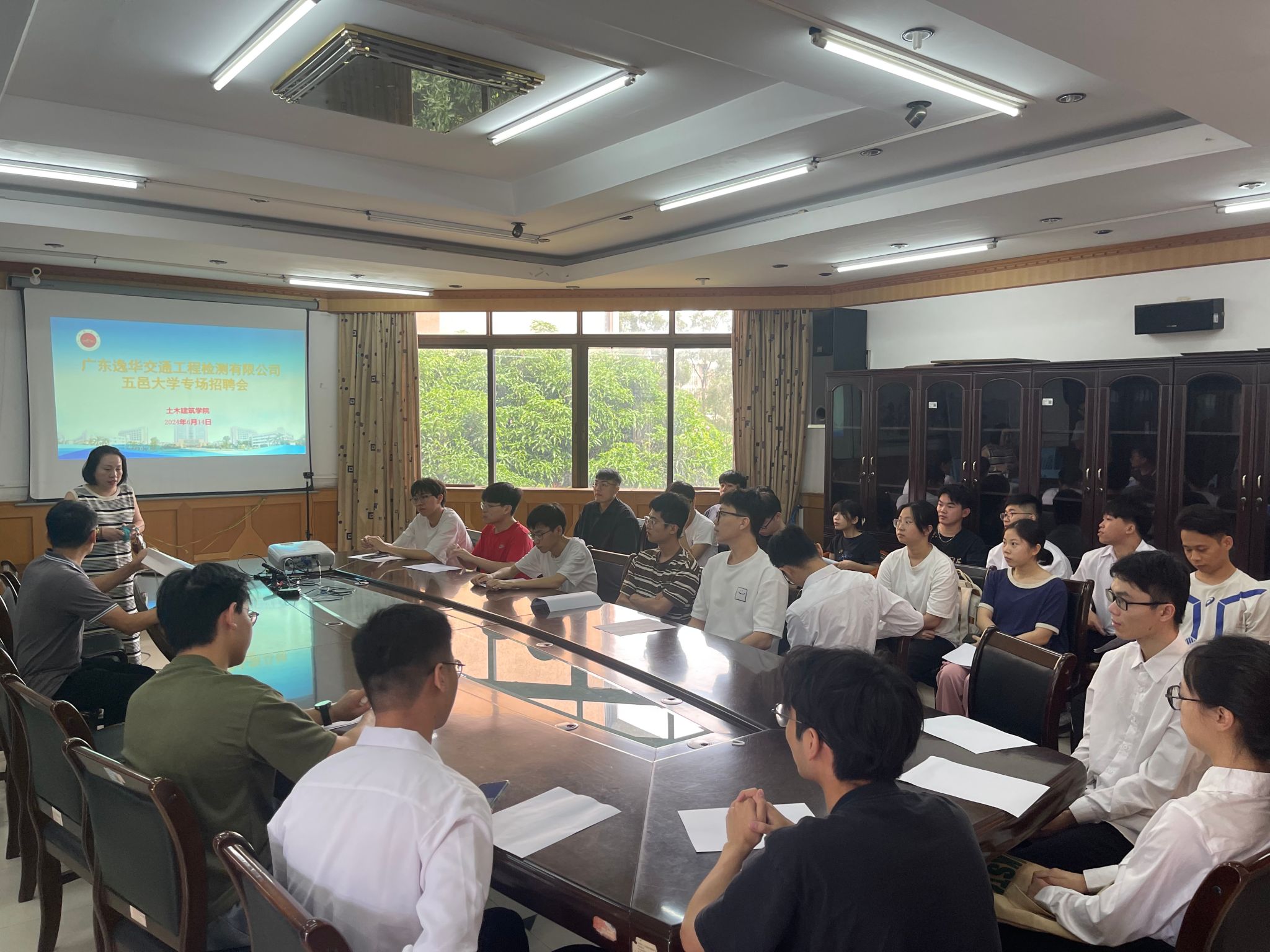 99CFA38FBB64508AD5D6A0D940F_966A9C0E_60B83