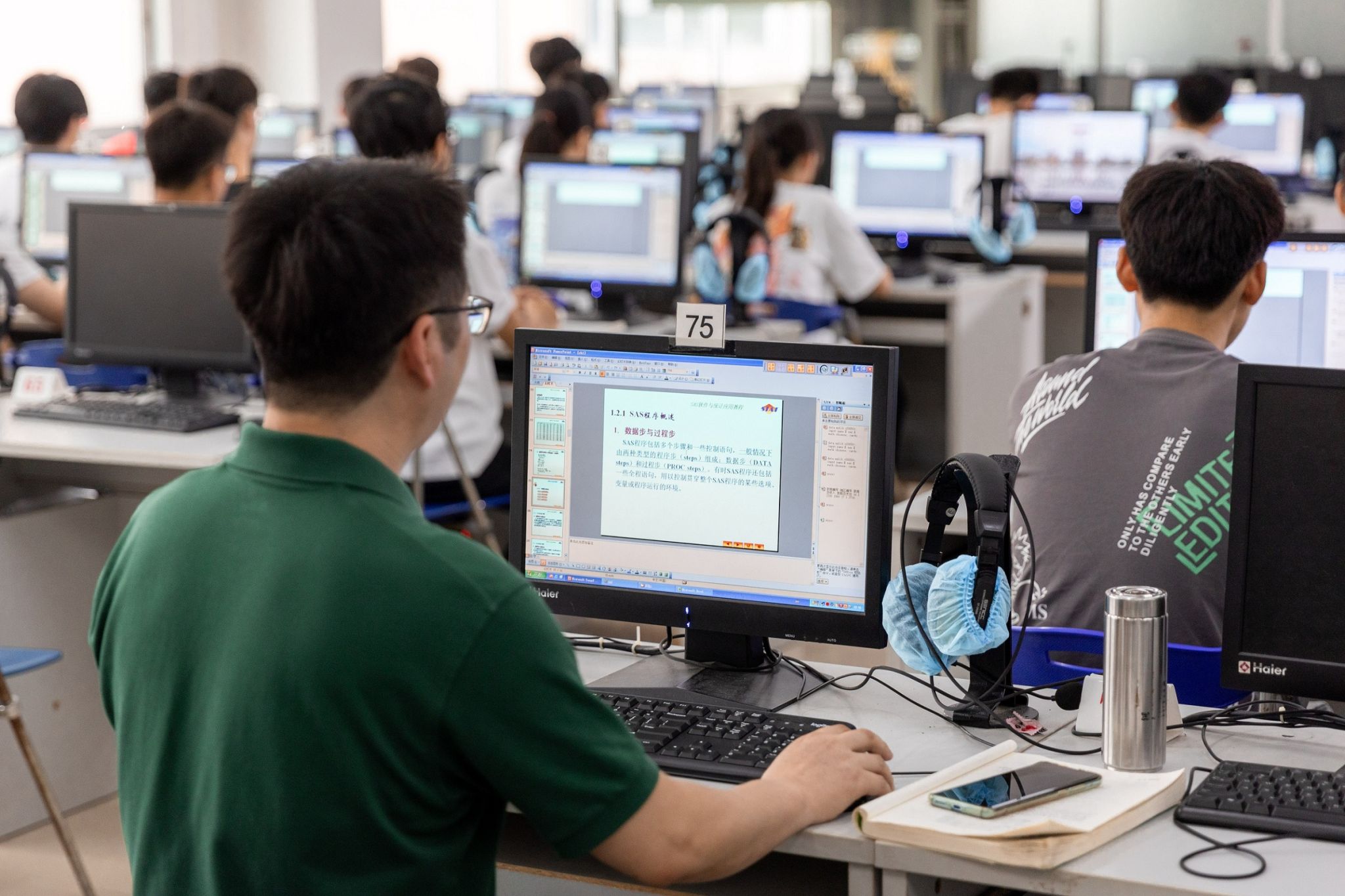 CBB842A37402C106A51D200B9F3_9BAFB6D8_4CF9F CBB842A37402C106A51D200B9F3_9BAFB6D8_4CF9F