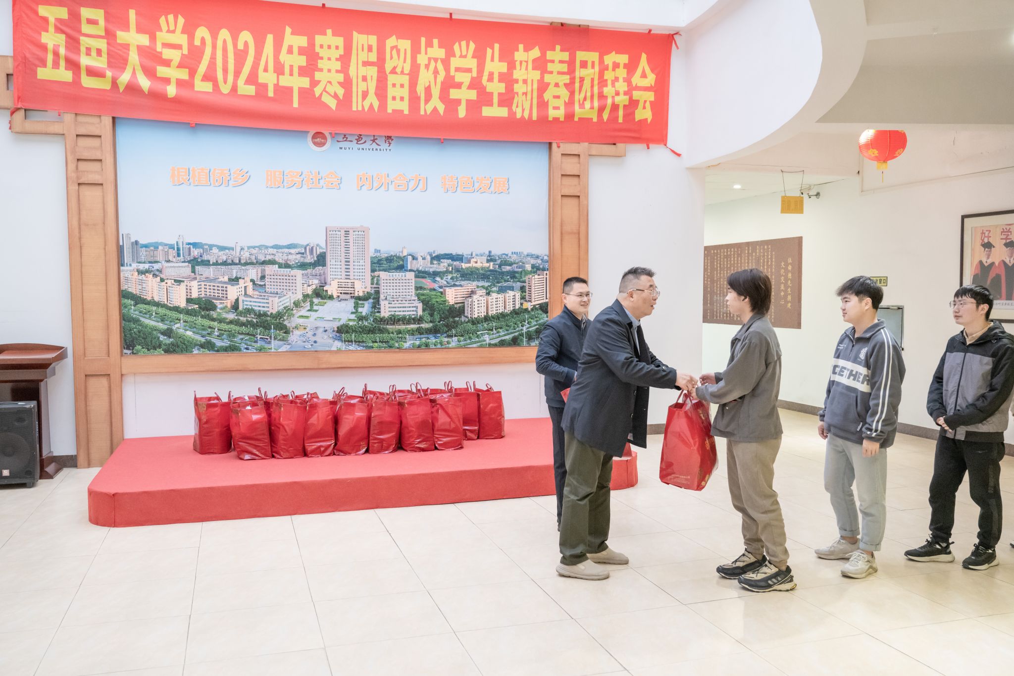 990CFD948FC62247C3AEDF58837_EEABEA21_4DA4D 990CFD948FC62247C3AEDF58837_EEABEA21_4DA4D