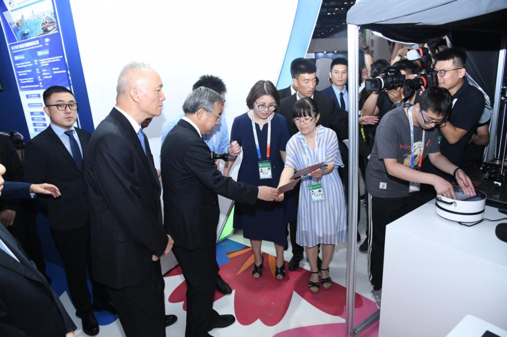 BDA65680F534D4C3D75F937DC40_B04F124B_15678