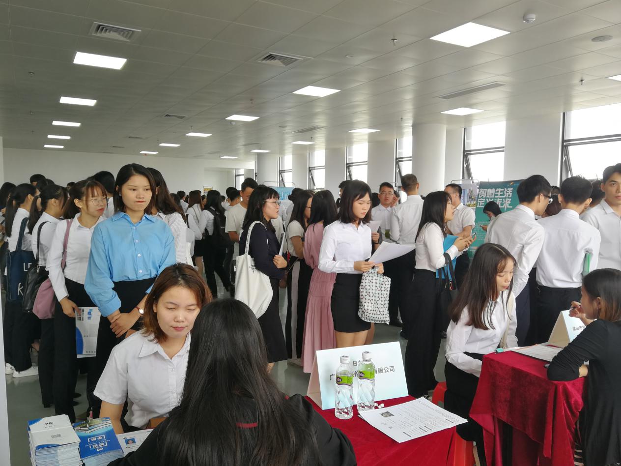 82B5CC43BD989BA2BB8B8F79EF8_96E520AD_22C40