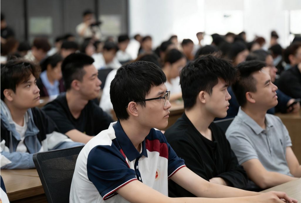 7592FF0B03DA8169084B954DD7A_CA37DEA7_13F53