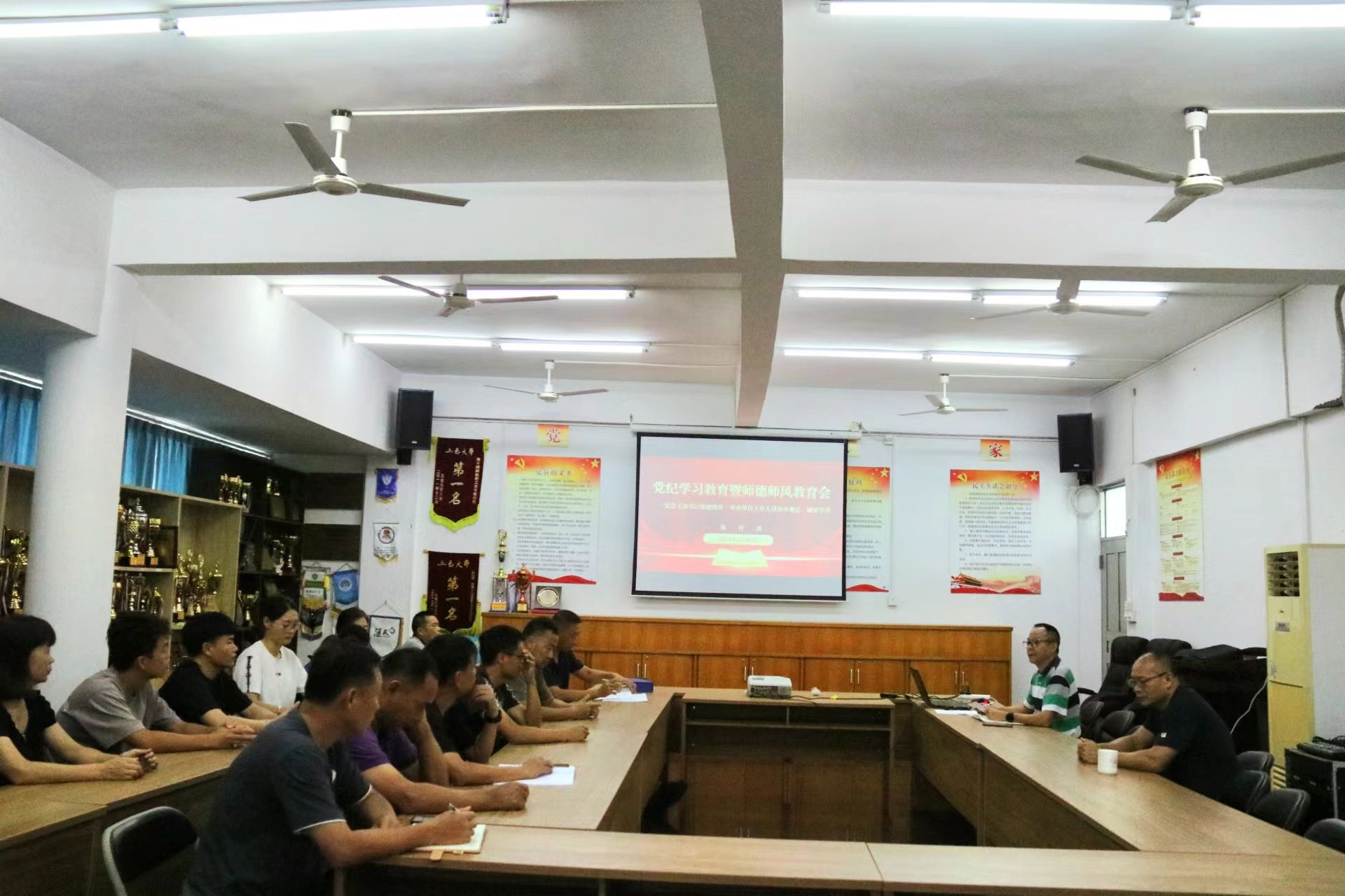 8C439EC0320473F96BD733D2C7B_338020A9_3F8AC 8C439EC0320473F96BD733D2C7B_338020A9_3F8AC