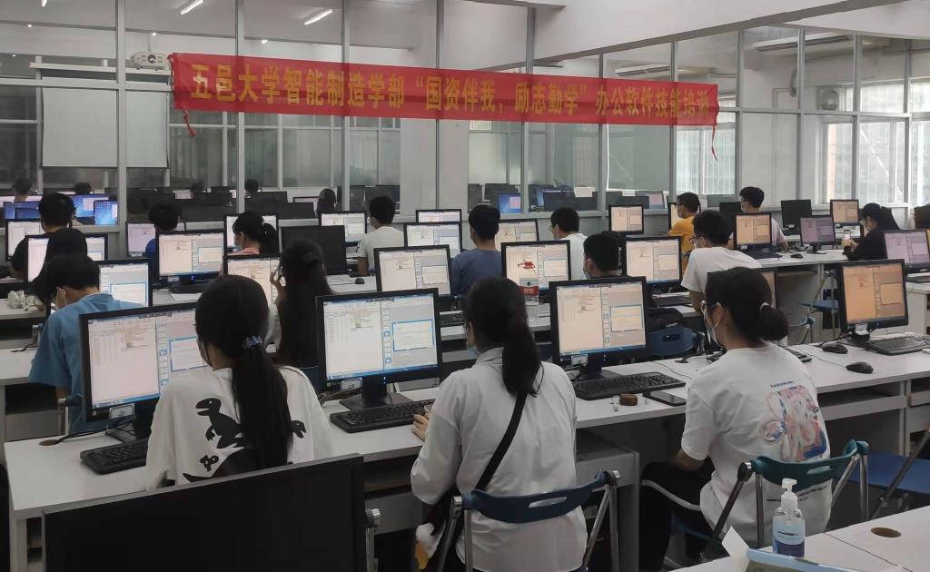 2A5A7EB927AA399E059D2CDEA7E_5D0947C4_16E74