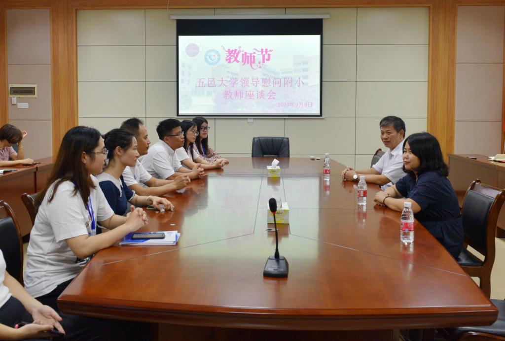 06B2B2D7A14E977600D8B8E33C1_1922A984_12AEC 06B2B2D7A14E977600D8B8E33C1_1922A984_12AEC