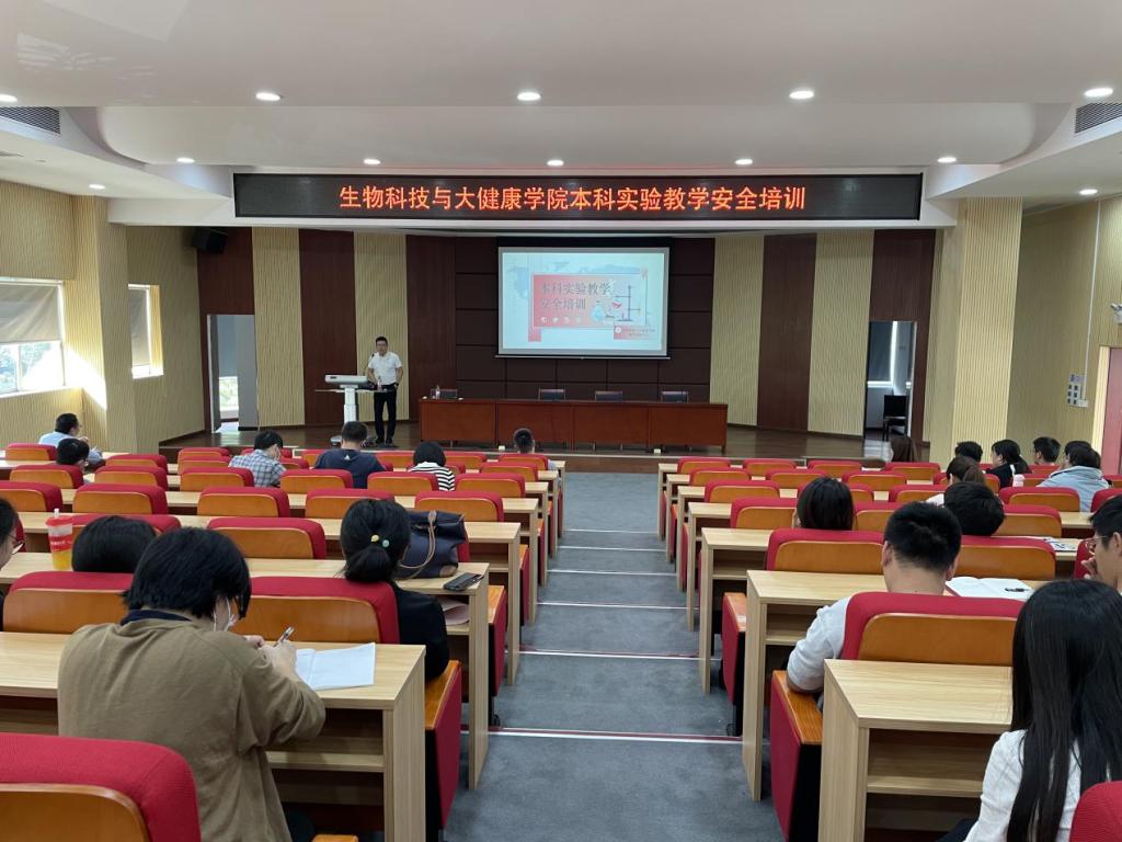 3E16661698FAFF2690969C3929D_CB6CB407_19764