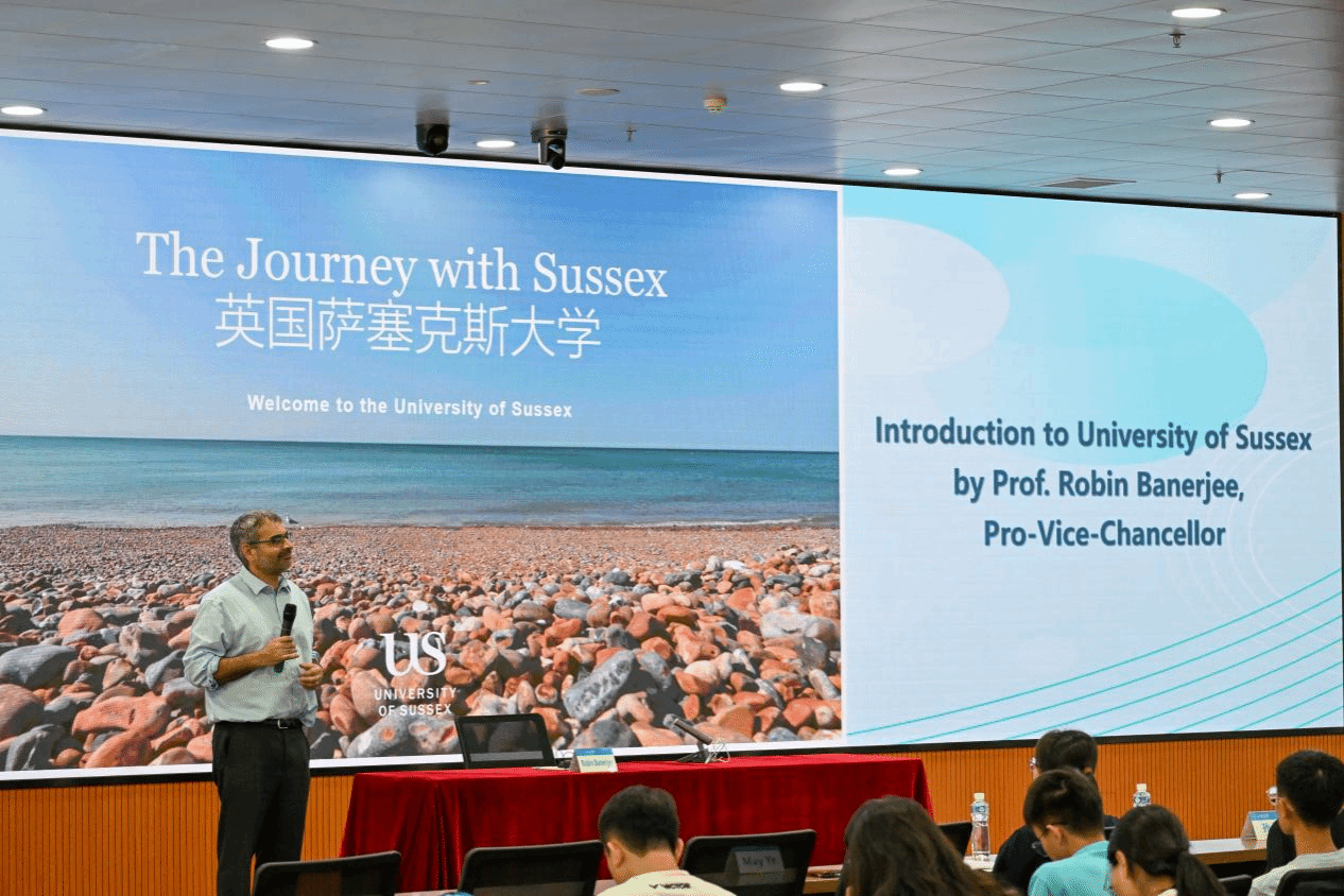 CF6D5AFA84BB95E98883E34CEB3_5DBF7898_6867D CF6D5AFA84BB95E98883E34CEB3_5DBF7898_6867D