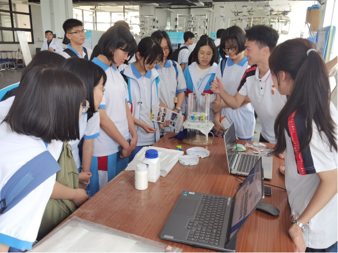 D3B9EB29A664CF5078BE5809C6C_8E0E19AC_160A18