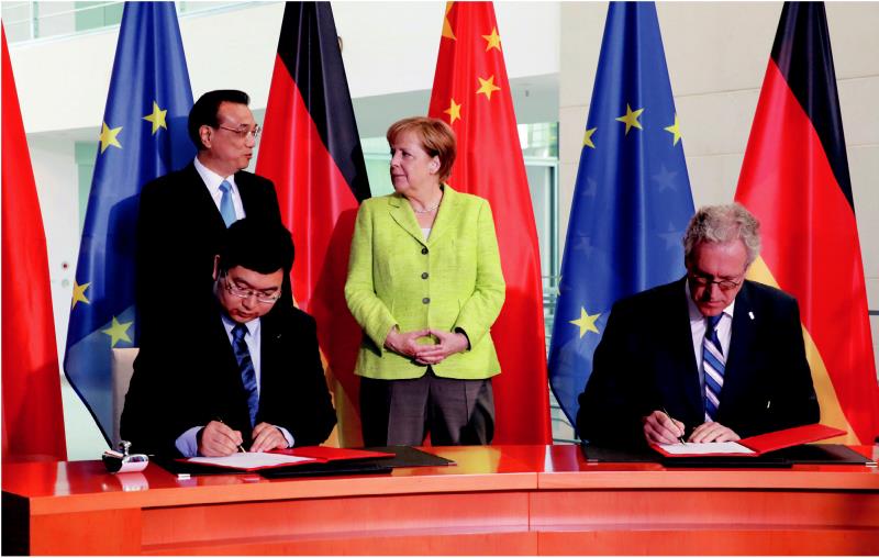 CD622E9D9E8B468971FEF8322E7_3DEA53AD_EF03