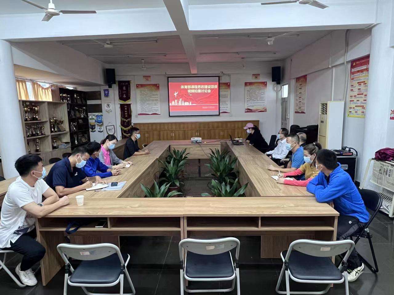 D4713F664BE11C059FC33C88299_064712C2_27E46