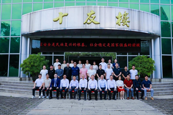 92D62CA1B1CDCC81B272637CA8F_01581ED4_C6CE5