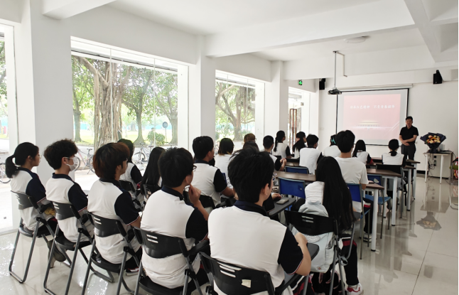 CBDE6B198FB8383FA7208790464_6412759D_106593