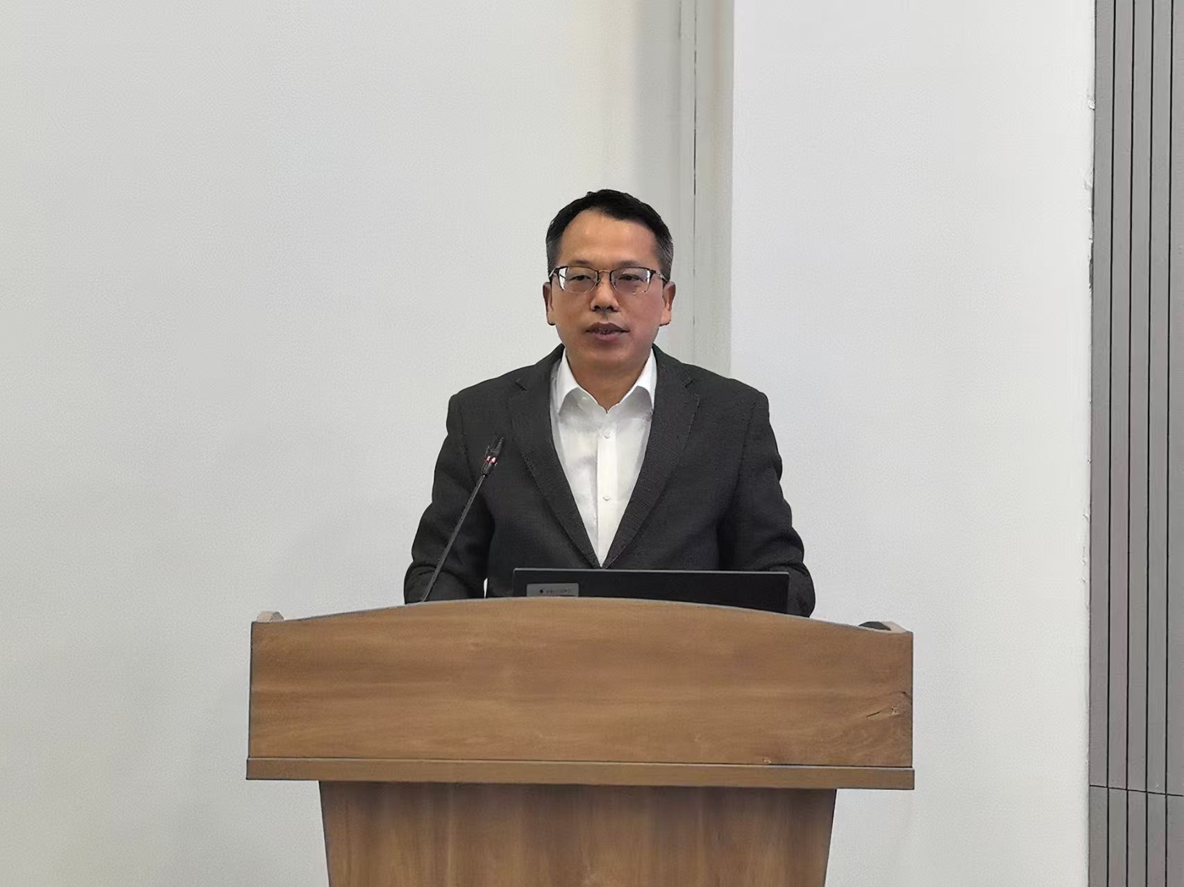 FE1328004B76BA4740A0C9A214E_AB8C13A1_2D766