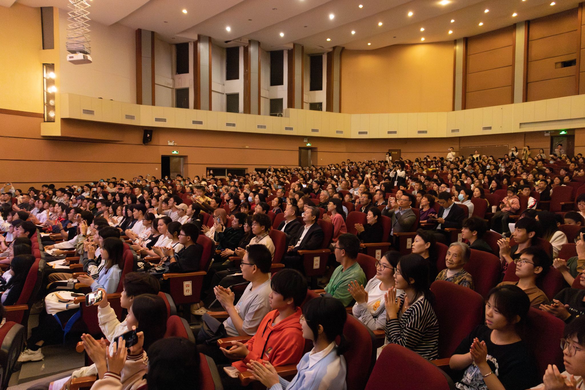 1B34F0A5700EFFF9345BC77B420_10DD4DEA_74887 1B34F0A5700EFFF9345BC77B420_10DD4DEA_74887