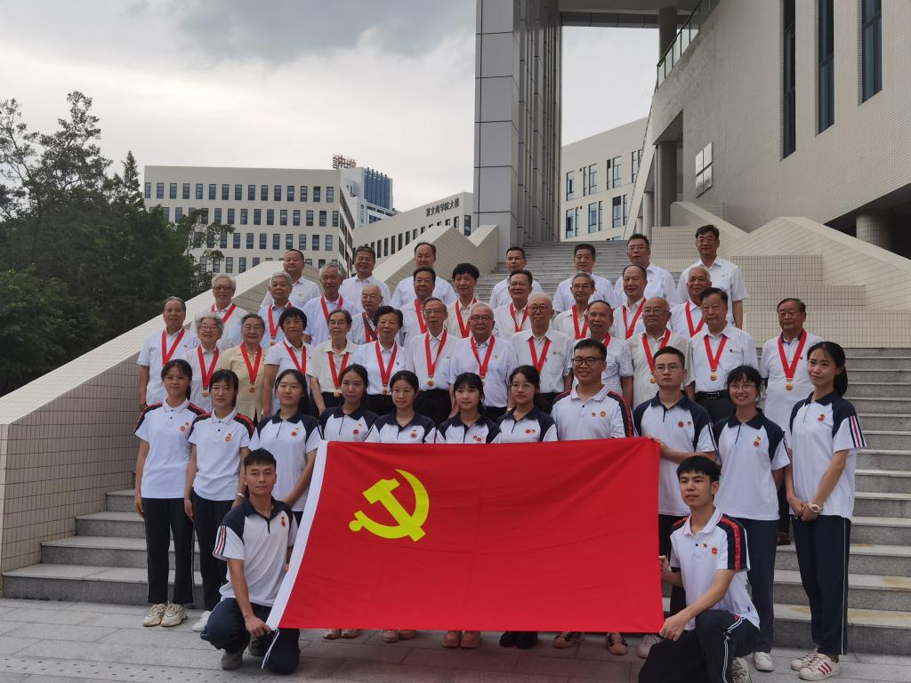 B0D3781D8E046B21520CA099C35_B470069C_1DB7A