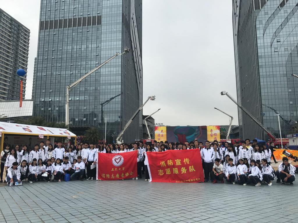 7188EDAED55887EE10C4D243359_B10AB369_25674.jpg?e= 7188EDAED55887EE10C4D243359_B10AB369_25674.jpg?e=