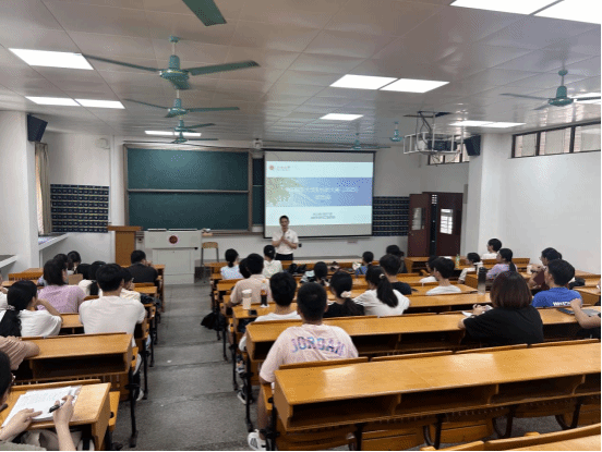 6524C3B1DBD55309066F263C641_C7FC4613_1B608