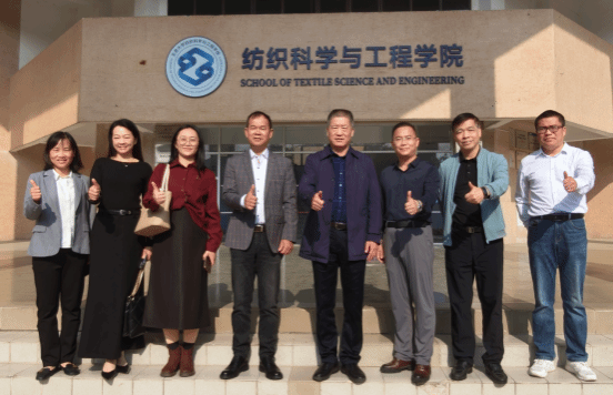 4FD385EF062A04707207F6506D2_0D2B6AE7_1990A