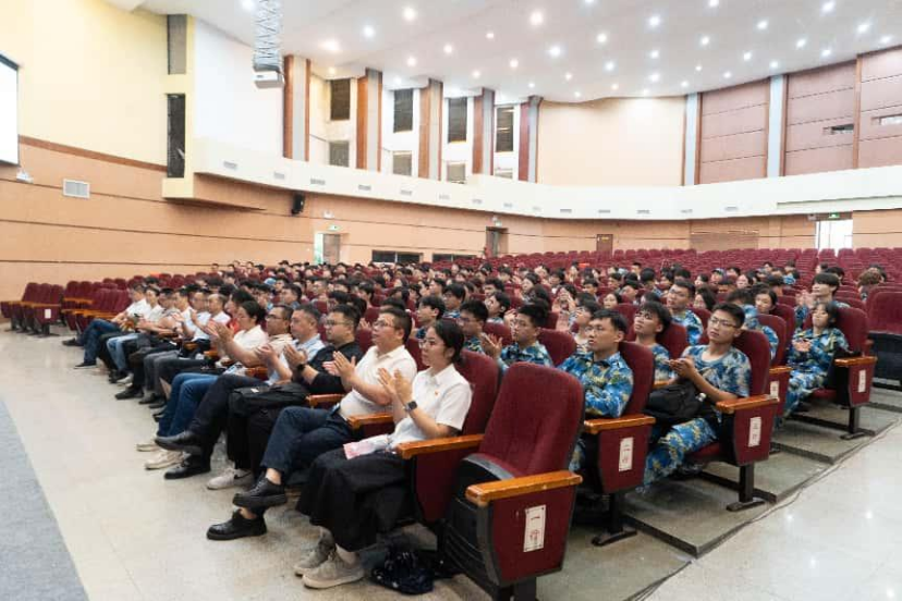 11C9EC1831894133626BDD116F0_50DF74D4_1BF388