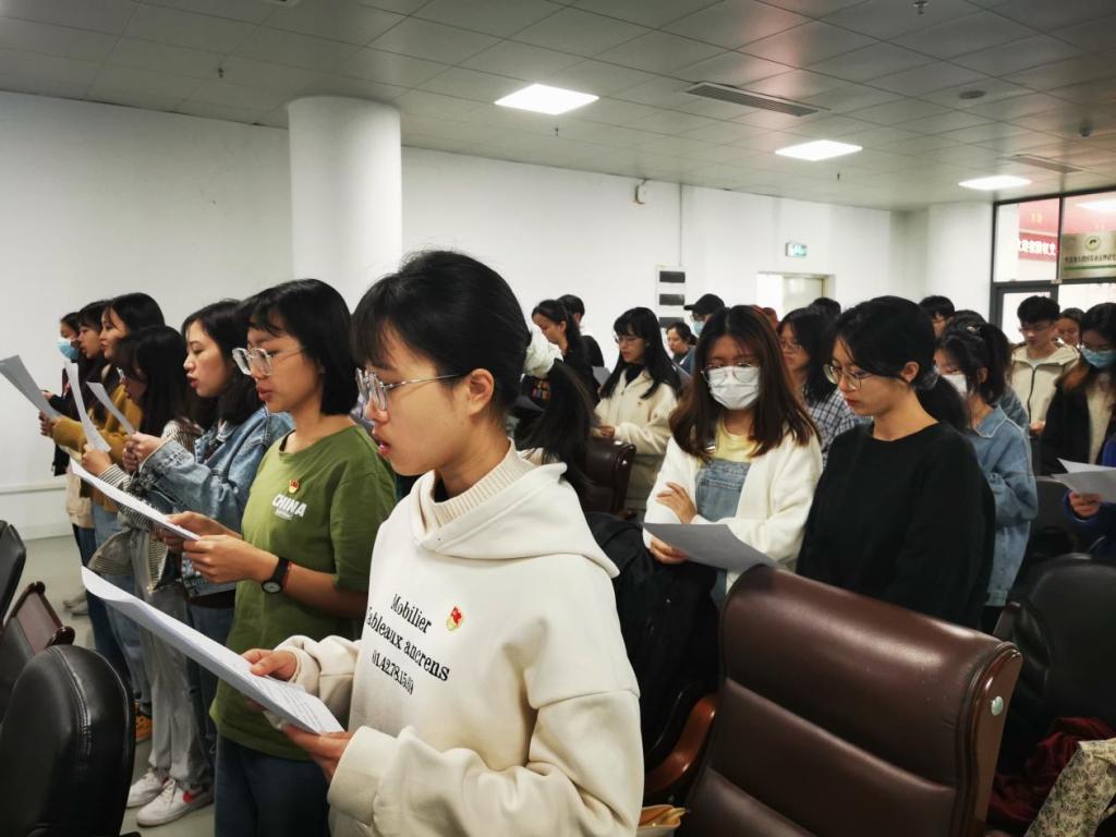 B8AE46DA2DE47C919A2FC7C40B7_F5FB97E3_158C0 158C0