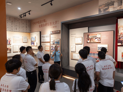 6E892DD3FDF82665EBAFFB8F9D4_81CDC332_18046