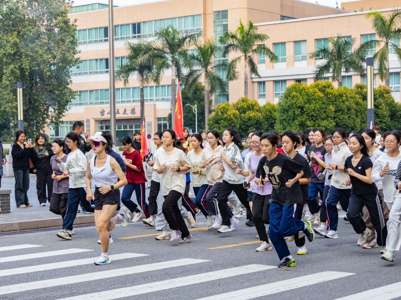 F9DCD3628EB8B469B75CE4F6E17_0E5F154D_4A00A