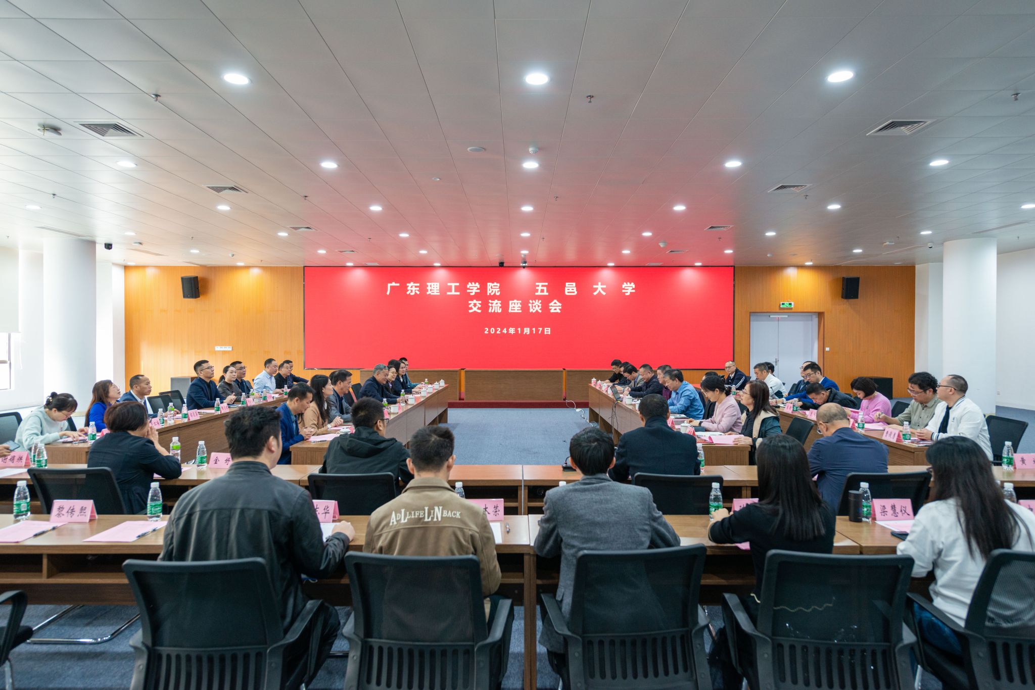 08E603B9C646C10C54551EFAE39_09E3B3BA_4D9FD 08E603B9C646C10C54551EFAE39_09E3B3BA_4D9FD