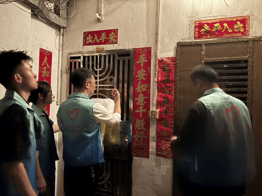 72EF7683EE9B97CE82D3BA6F80C_CC1DCB21_49B85