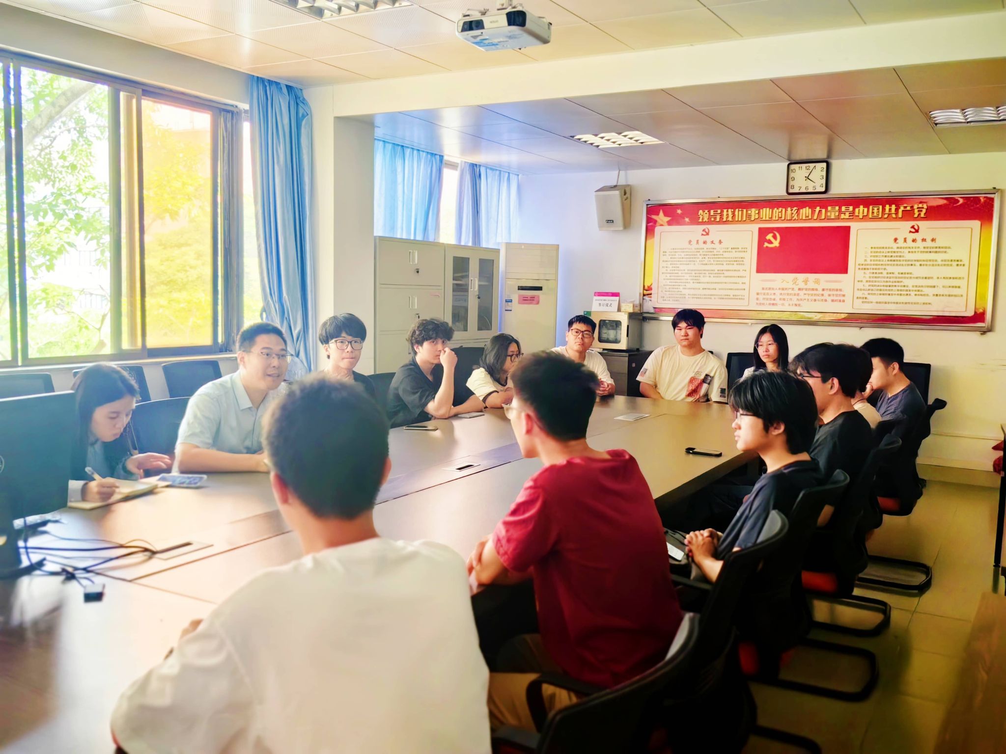 F8E0B12AAB3783CCE03A5076CDC_4EAB7129_4A4B5