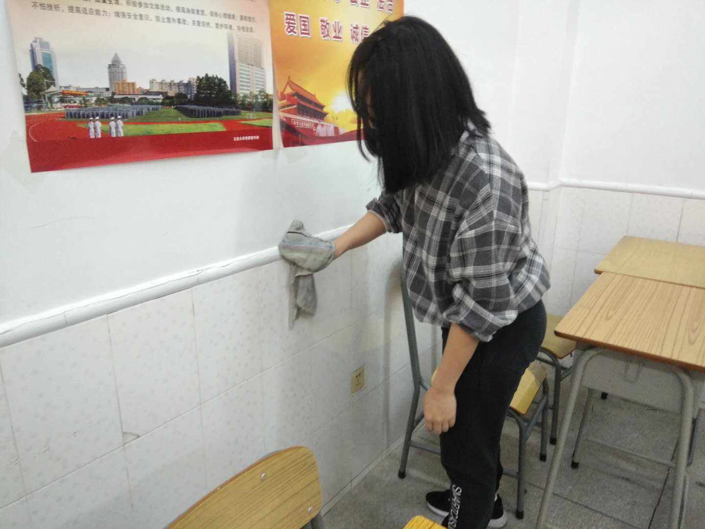 C18E1CF03F83801C6A54F1457F5_A402F59F_148D0