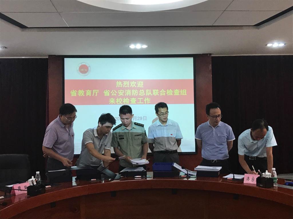 F1A17494FB8625B0A54CFD6257E_4C67CF37_12AA1.jpg?e= F1A17494FB8625B0A54CFD6257E_4C67CF37_12AA1.jpg?e=