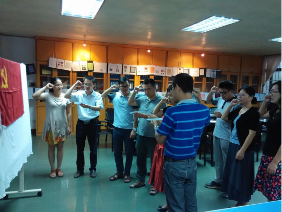 871F7DE91C6E572C9A9582F0980_6765ACBD_2DD81.jpg?e= 871F7DE91C6E572C9A9582F0980_6765ACBD_2DD81.jpg?e=