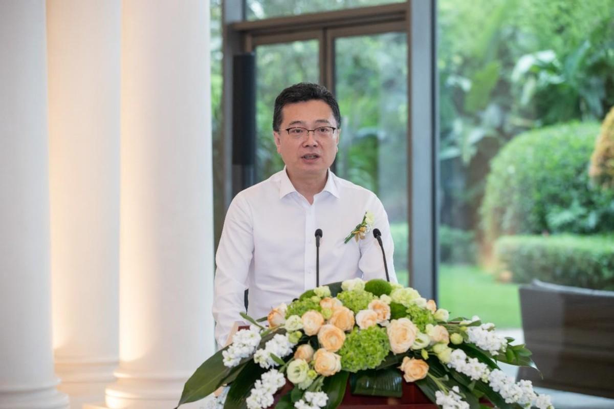 6FCCAA05A1B6DF6EF39A2ACB084_8CC99FE2_130DC.jpg?e= 6FCCAA05A1B6DF6EF39A2ACB084_8CC99FE2_130DC.jpg?e=