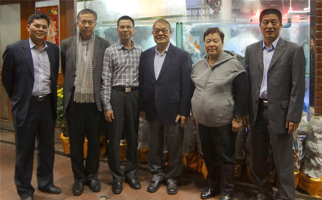 D1D9C0CA88F253CB9F003667A1B_860BBB32_2D0FD.jpg?e=