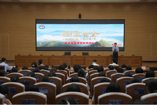 2456BCB544132E761C82648D2D1_9A2ECC28_14680