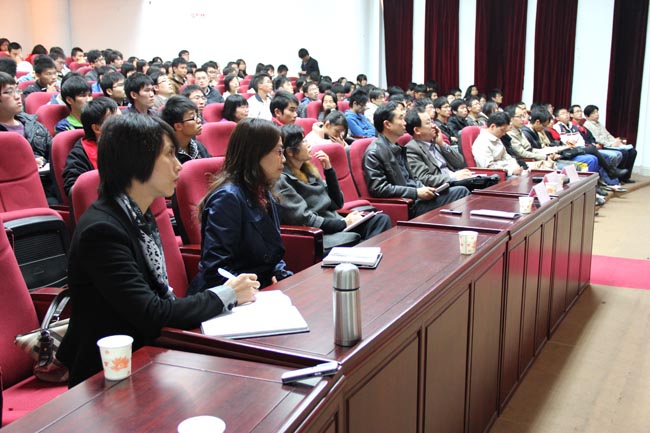 1E617C91EB8AB2D5A9F7F88E3A2_BCAA105B_16E01.jpg?e=