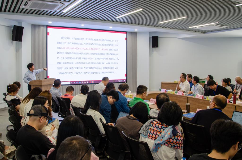 2387DB052B5DB90CFF6082EA000_C96672D8_1B064