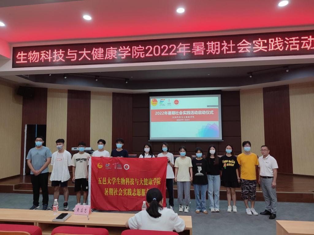 51760817F36FCA1299F2E2C8724_003EA703_18004