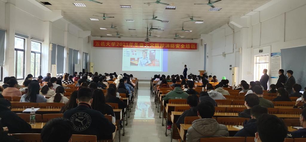 C92088CDF6AA8B8D7923D3D4921_CC1B8A30_11817 C92088CDF6AA8B8D7923D3D4921_CC1B8A30_11817