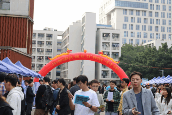 129D80CF5CF55D5229AA9F5376E_6A42AE1D_1B444