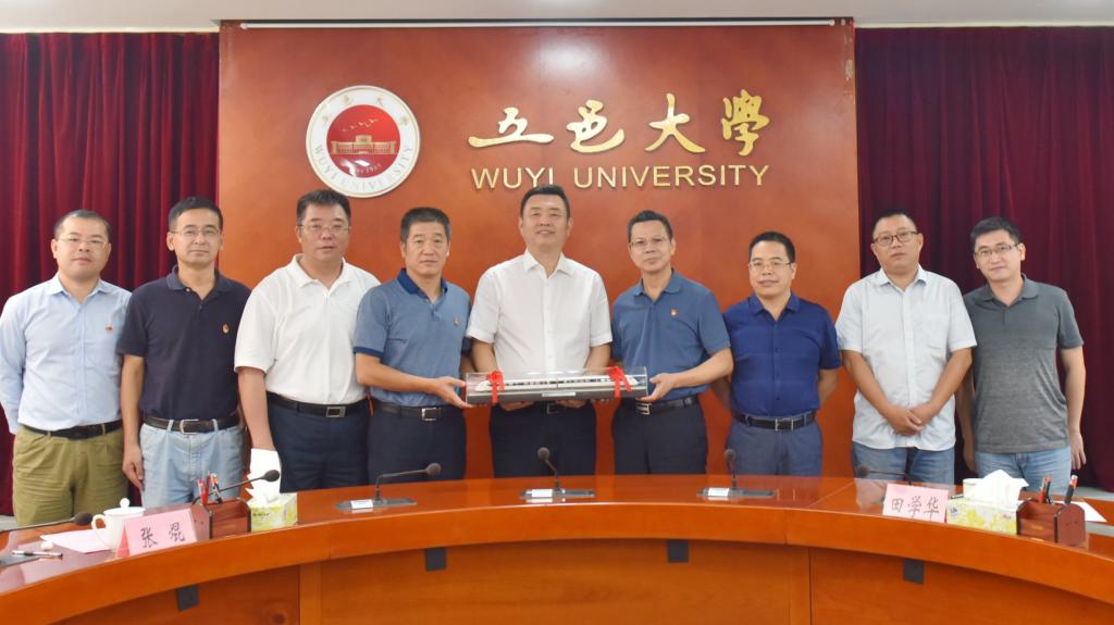 9FE99E1B71784383C655102DED6_40718F43_11322 9FE99E1B71784383C655102DED6_40718F43_11322