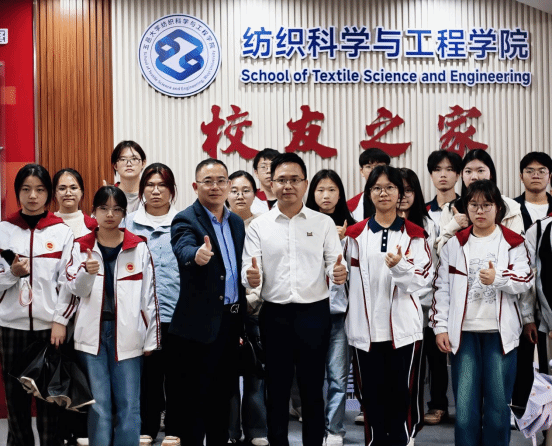 B49748CC03B4401BA82D5403561_75C6CB00_238A6