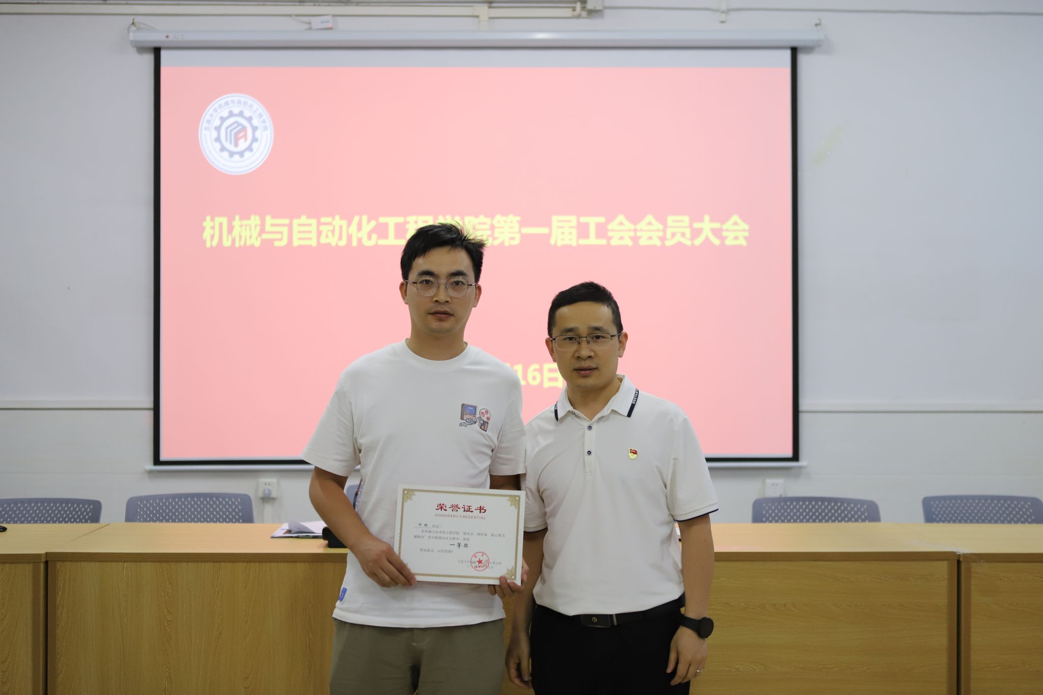 8B732F63608BBA86F610FD519AD_2A9F920B_272EC